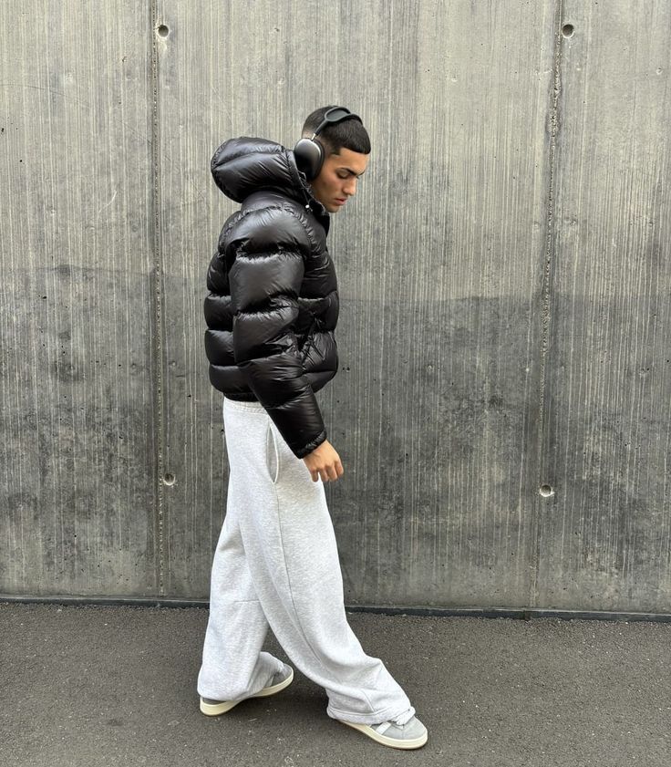 Men's Black Sherpa-Lined Quilted Hooded Jacket